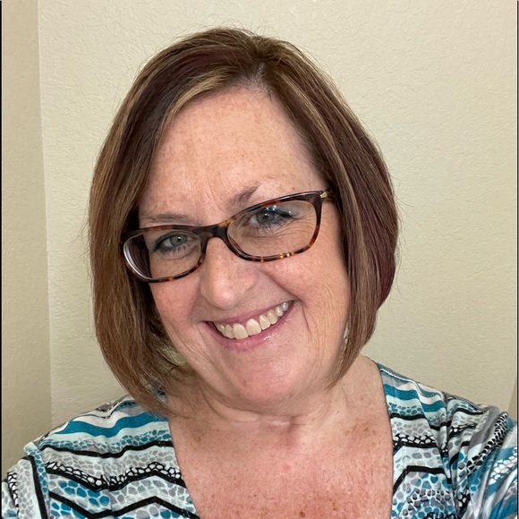 Meet your Posher, Cara - Picture 4 of 7